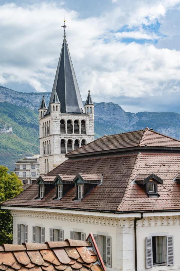 Duplex Vue Montagne - idéalement placé avec sa vue sur les toits Annecy Extérieur photo