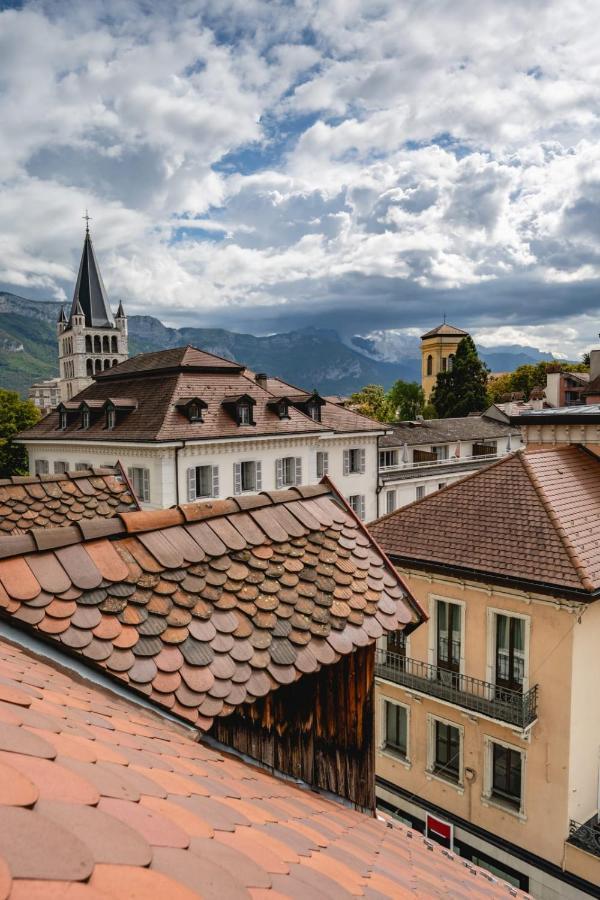 Duplex Vue Montagne - idéalement placé avec sa vue sur les toits Annecy Extérieur photo